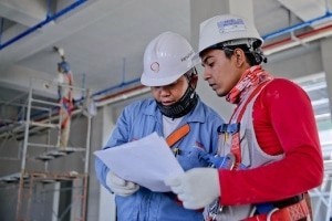 Como encontrar fornecedores para a indústria? 4 dicas valiosas