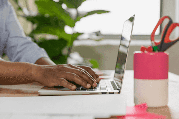 Os 4 melhores sites para achar fornecedores para a sua empresa